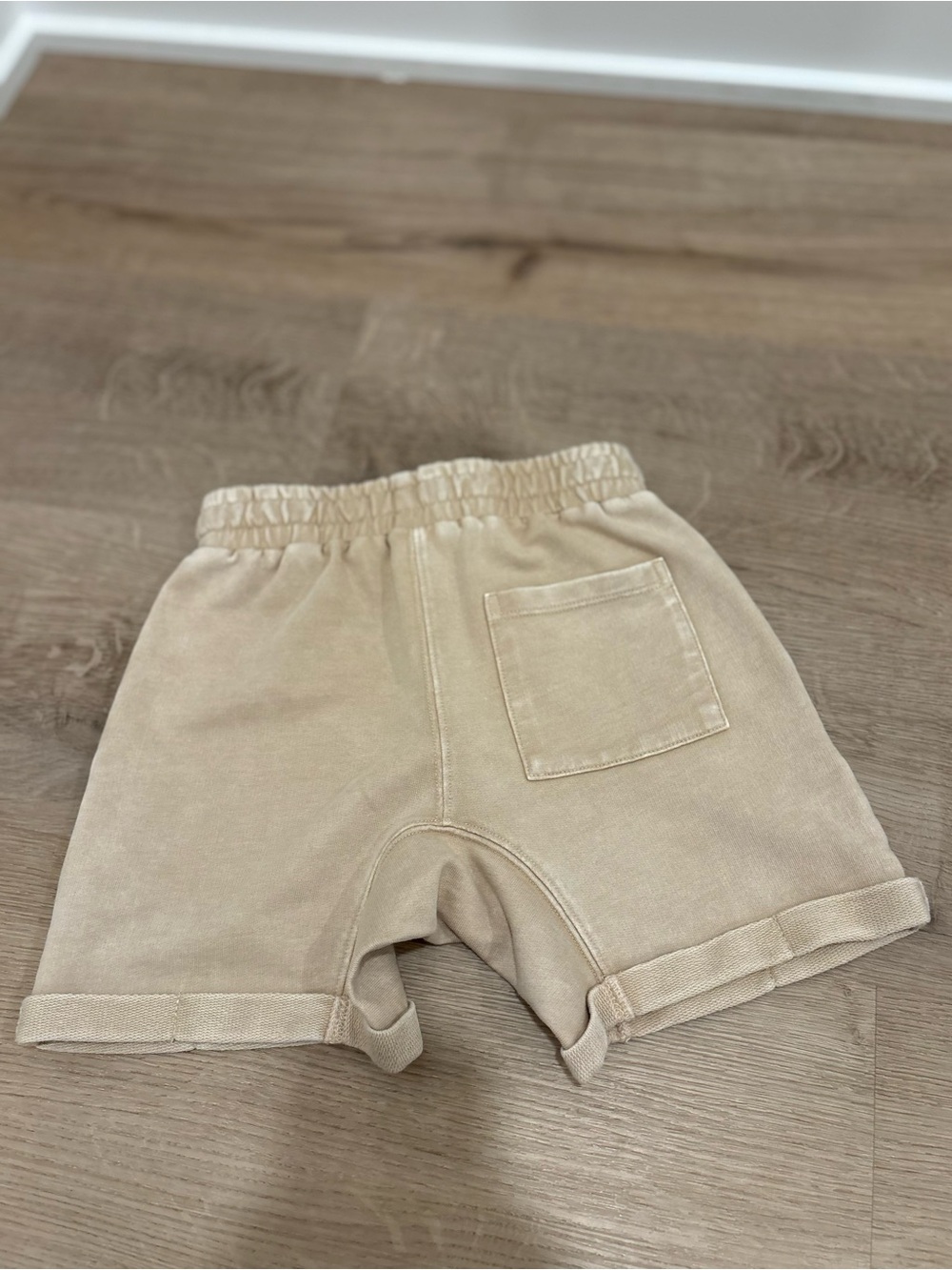 NWT Rylee + Cru Light Relaxed Shorts with Drawstring - Picture 4 of 5